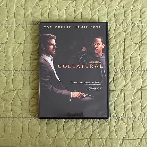 EUC This “Collateral” DVD is a 2-Disc Set neo-noir action thriller film, 2004 - Picture 2 of 6